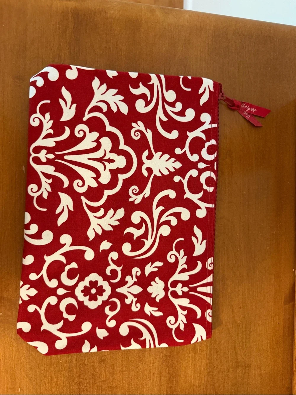thirty-one Red and White Damask Zipper Pouch
